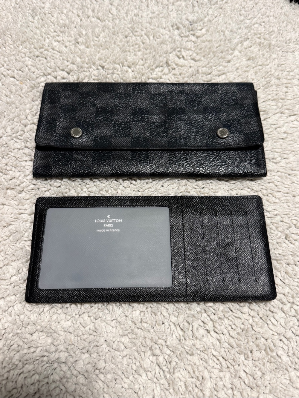Authentic Louis Vuitton Black Damier Graphite Long Wallet with Card holder